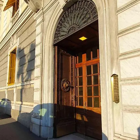 La Casa Dell'arte - The House Of Art Apartment *