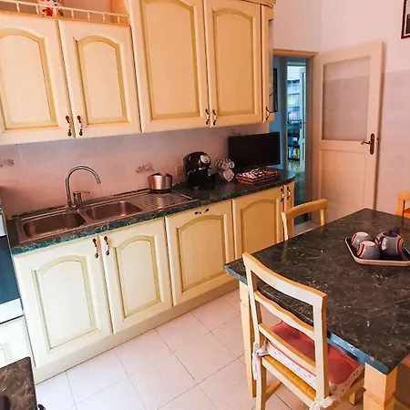 La Casa Dell'arte - The House Of Art * Genua