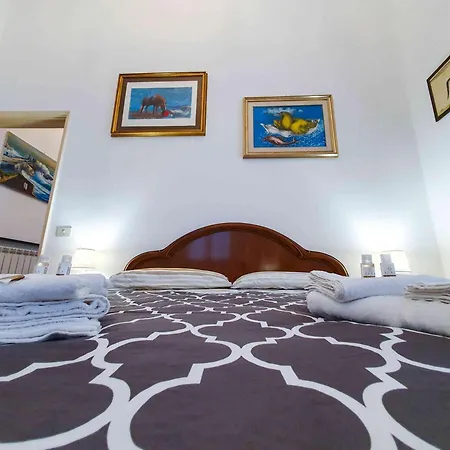 Apartment La Casa Dell'arte - The House Of Art *