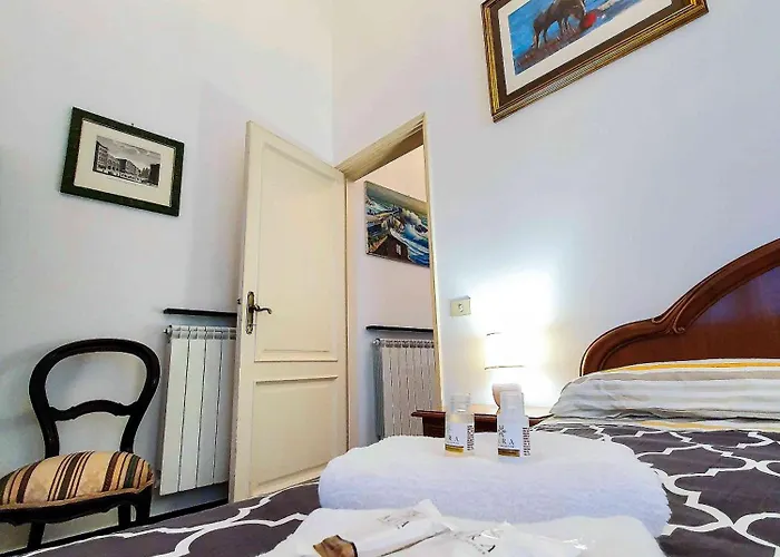 La Casa Dell'arte - The House Of Art Lägenhet Genua