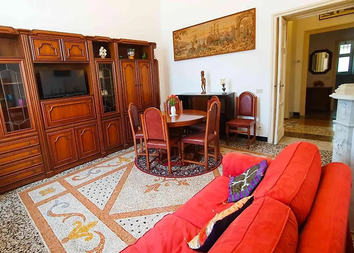 La Casa Dell'arte - The House Of Art Lägenhet Genua