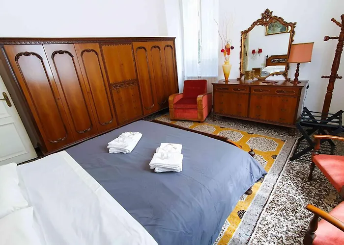 La Casa Dell'arte - The House Of Art Genua