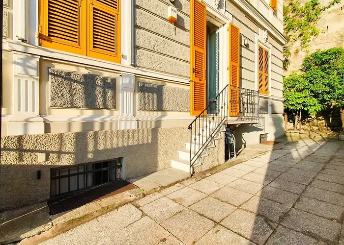 La Casa Dell'arte - The House Of Art Lägenhet Genua