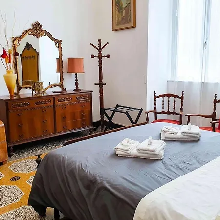 Apartment La Casa Dell'arte - The House Of Art Genoa