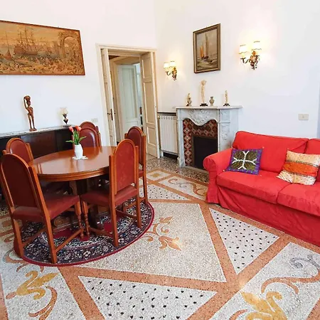 Apartment La Casa Dell'arte - The House Of Art Genoa
