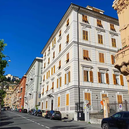 La Casa Dell'arte - The House Of Art Apartment *