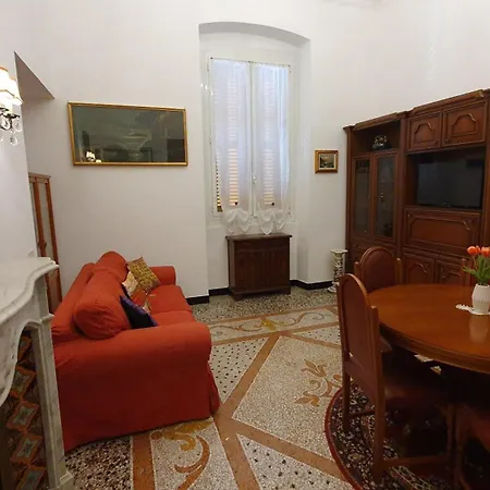Apartment La Casa Dell'arte - The House Of Art